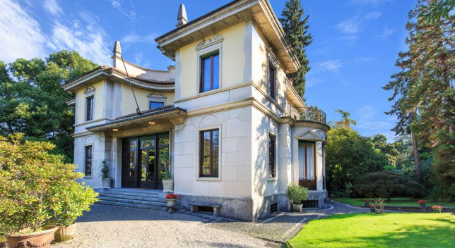 Historic villa with beautiful garden