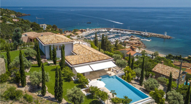 Villa on the azure coast