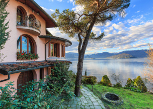 Luxury villa in Reno on Lake Maggiore