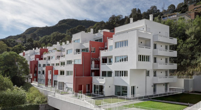 Prestigious apartments in a new complex in the city of Como